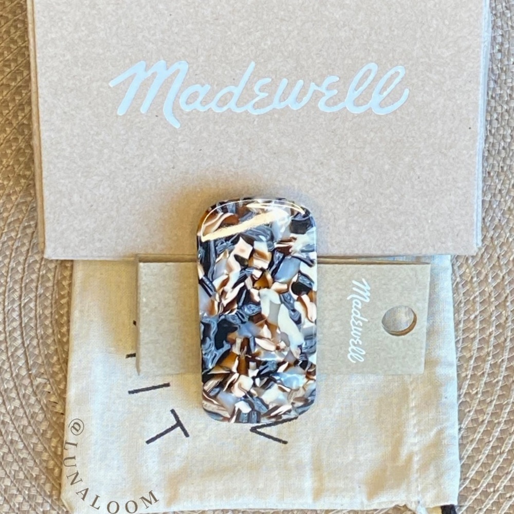Madewell 🆕 | 🎄💎Marbled Chunky Barrette. - Picture 2 of 5